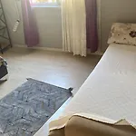 Red White House Hotel
