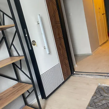 Hotel Red White House *